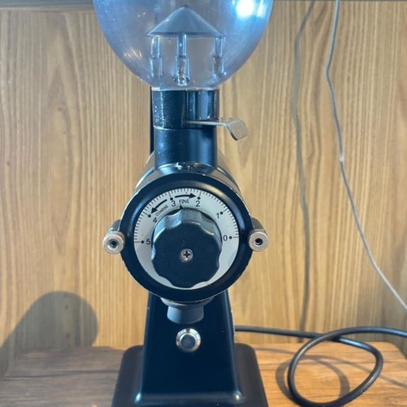 Preloved Latina Grinder