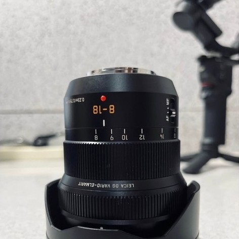 lensa zoom kamera mirrorless Lumix