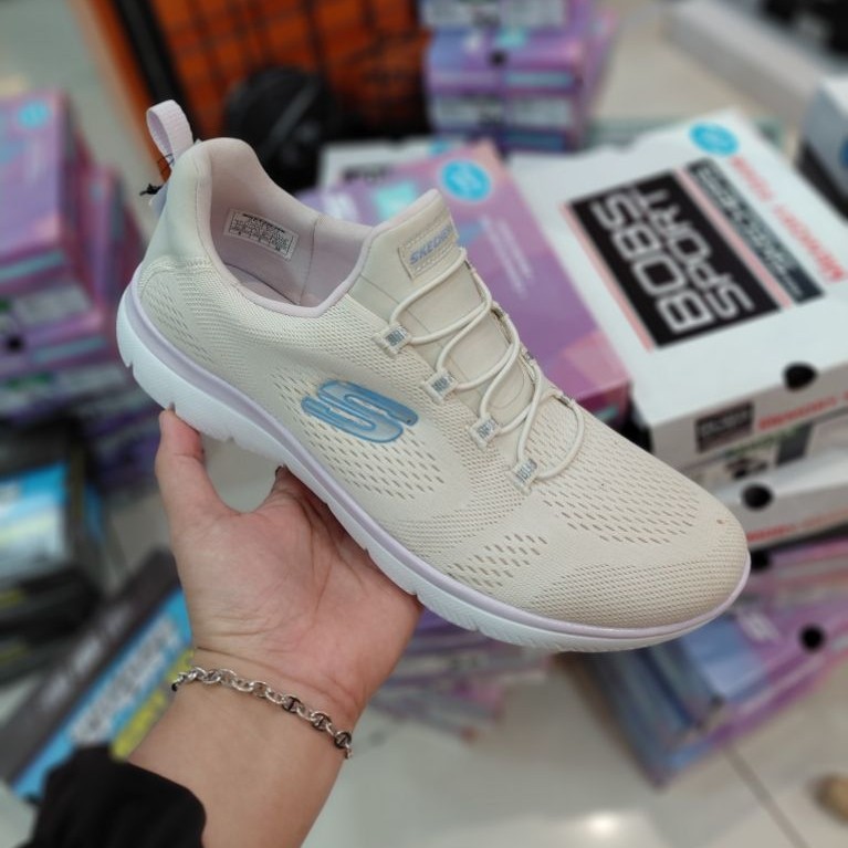 SKECHERS SUMMITS for WOMAN