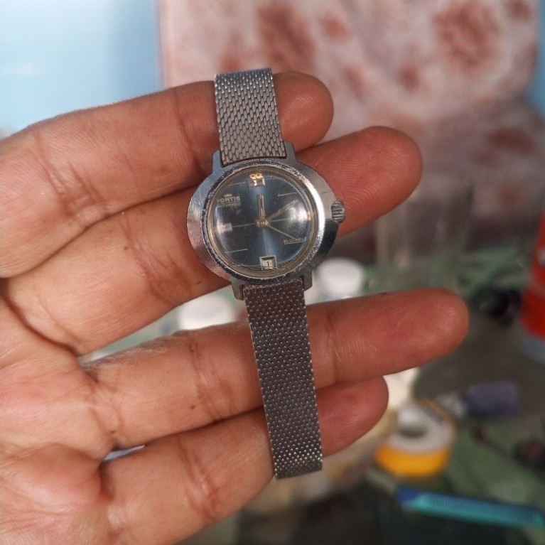 jam tangan wanita 'Fortis 21 jewels', all original Swiss made.