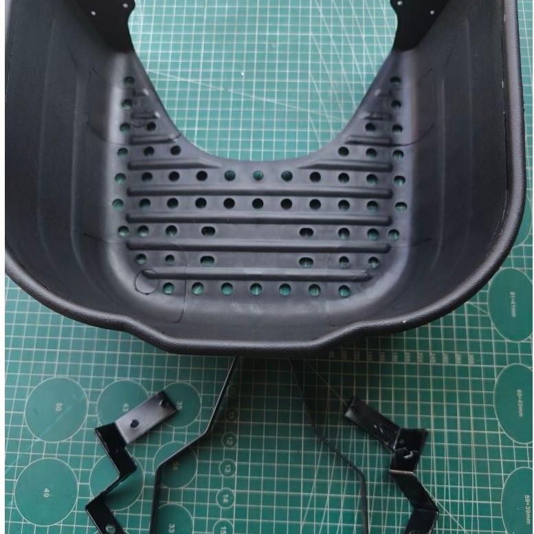 Keranjang tengah plastik Yamaha FIZR force1 crypton