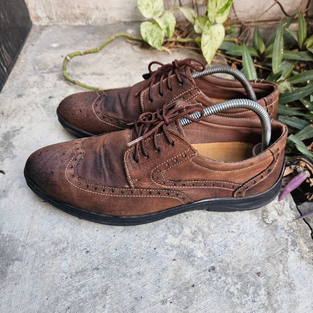 sepatu second wingtip jimjoker size 42(27cm)