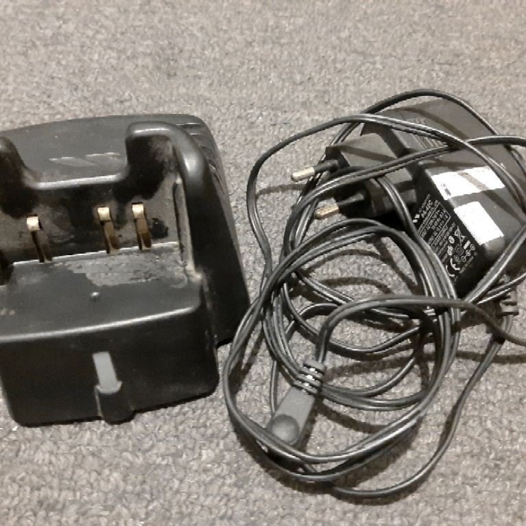 CHARGER KOMPLIT HT VERTEX STANDARD CD-34