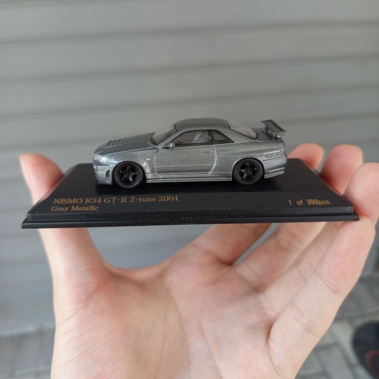 diecast Carnel kyosho nissan GTR R34 skyline 1/64 limited unsealed