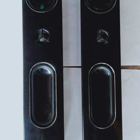Speaker Tower TV Polytron 24 32 Inch Series 4 Ohm 15W RMS 45Hz-20kHz Bekas