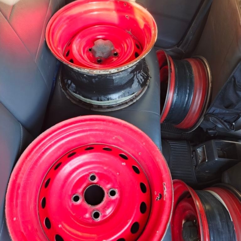 velg kaleng celong belang r14/100 lebar belakang8/9