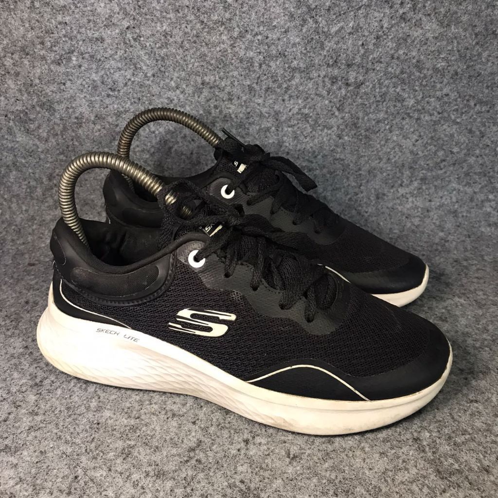 Sepatu sekolah anak Skechers second size 36