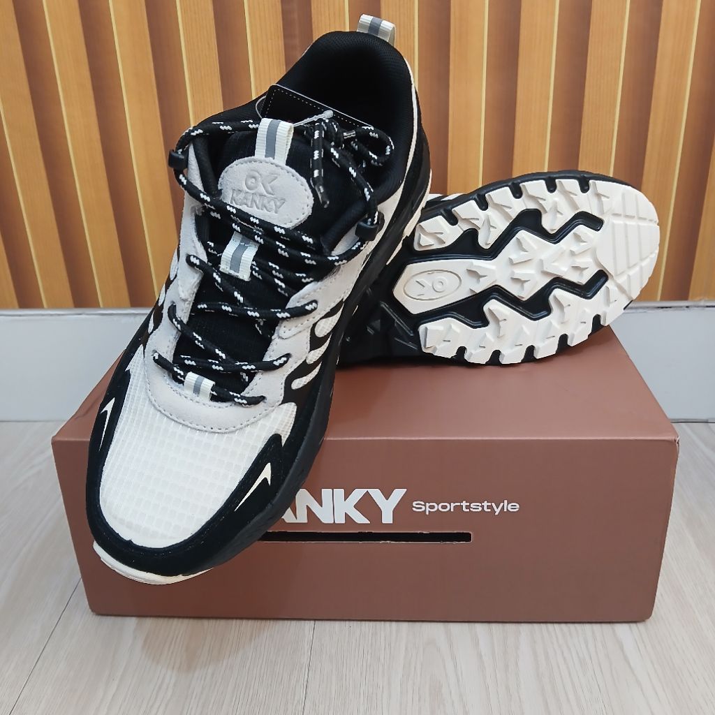 [ORIGINAL] Sepatu Kanky Sportstyle EXC-02 Orca Black White Size 41