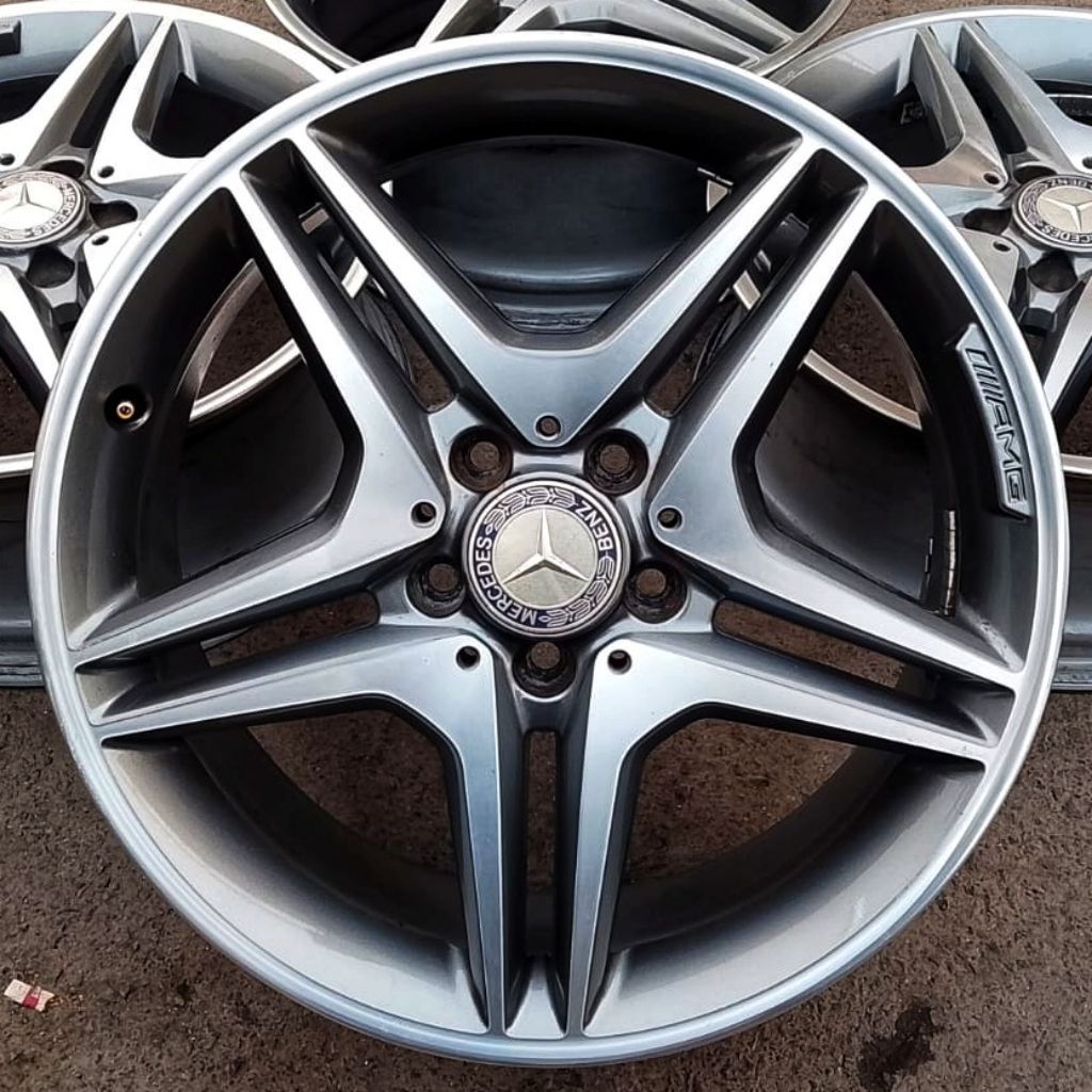 Velg Ori Mercedes-Benz AMG By Ronal R18 Pcd 5x112 Lebar 7.5 inc ET 52 Original CZCEH Republik