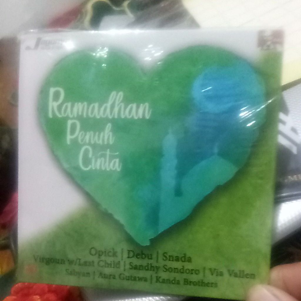 cd musik original ramadhan penuh cinta
