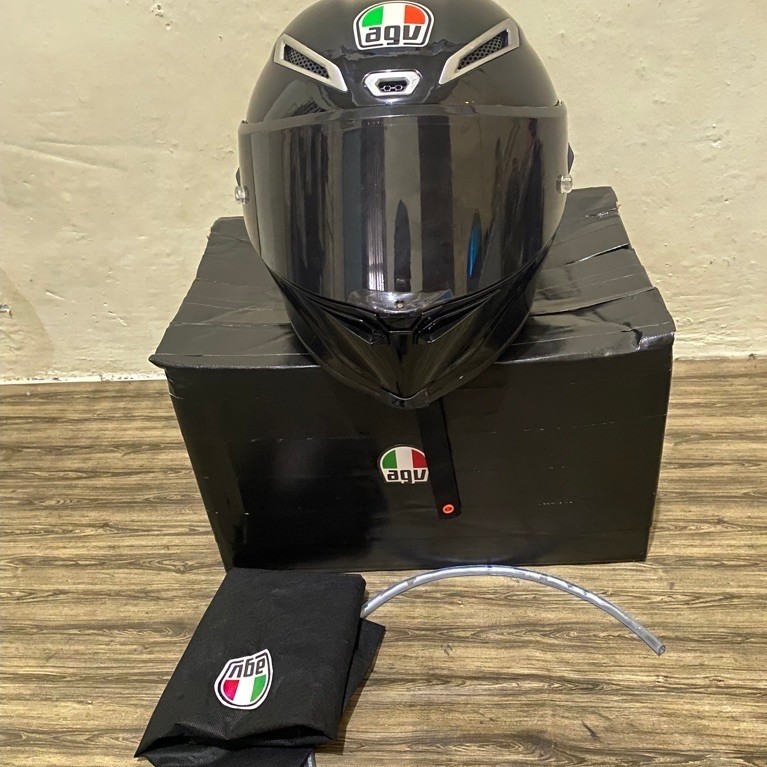 Helm AGV Pista Gprr Hitam Glossy ( Clone 1:1) , FRP