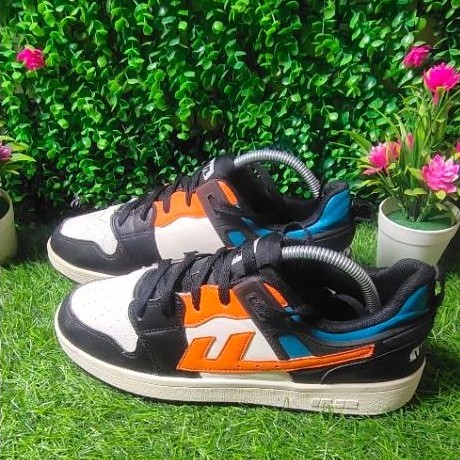 sepatu Warrior Shanghai atau Huili size 42