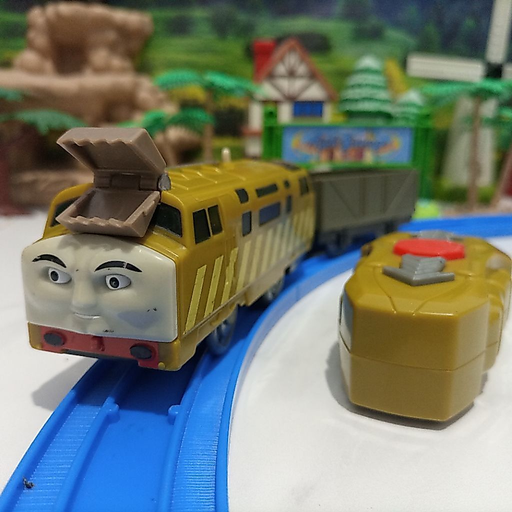 Thomas & Friends Old Trackmaster - RC Diesel 10 Remote Control Motorized Engine (Plarail Compatible)
