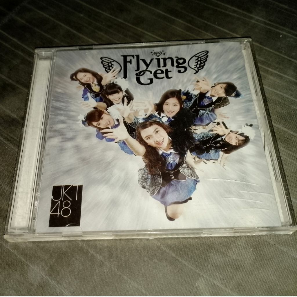 kaset pita:JKT 48-Flying Get
