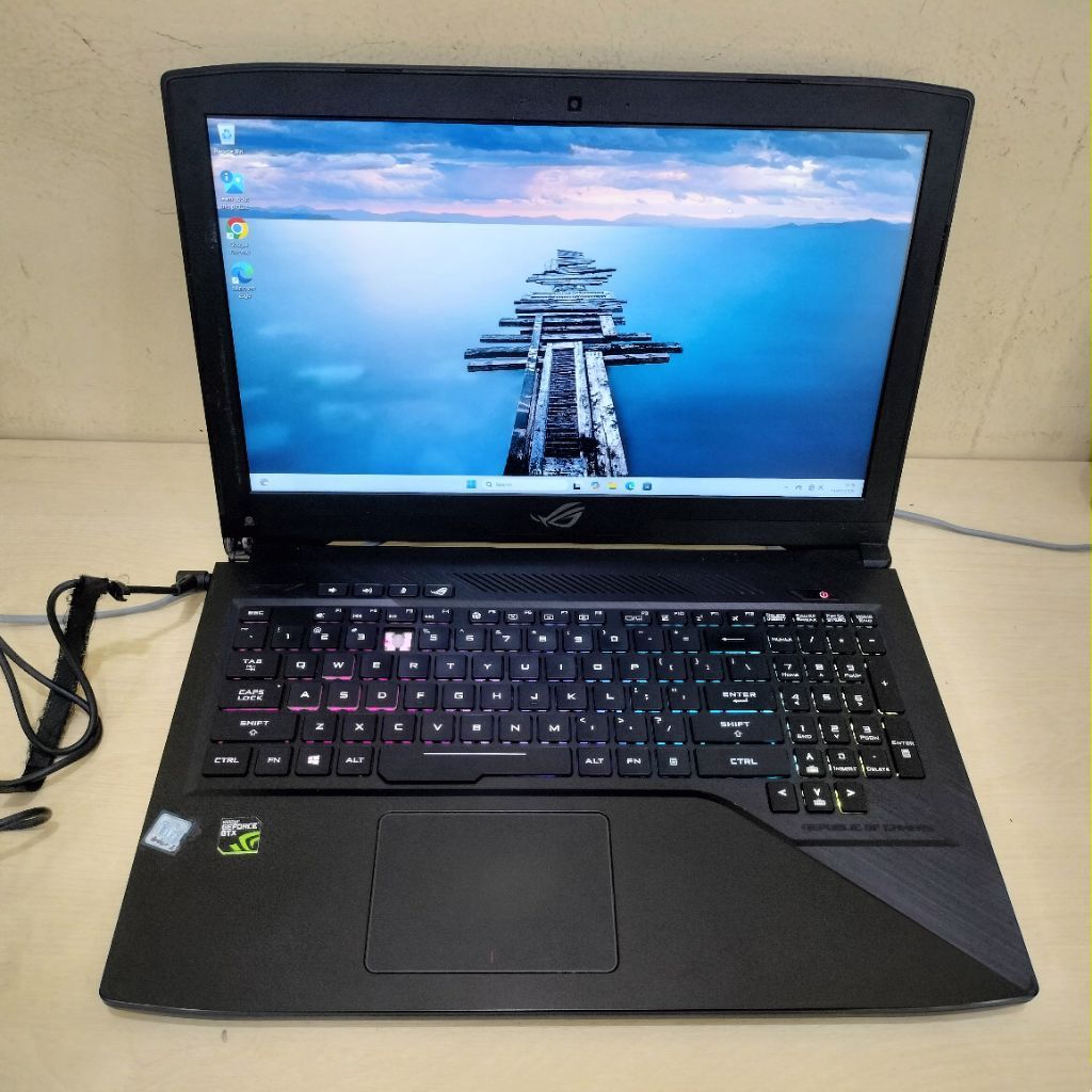 Asus Rog Strix 15 GL503GE Intel Core i7-8750U NVIDIA GeForce GTX 1050 Ti Ram 16 HDD 1 TB SSD 256 511