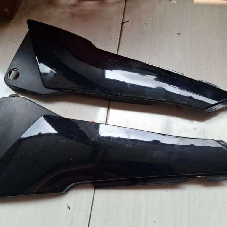 Body kiri kanan rxz milenium copotan bahan Abs