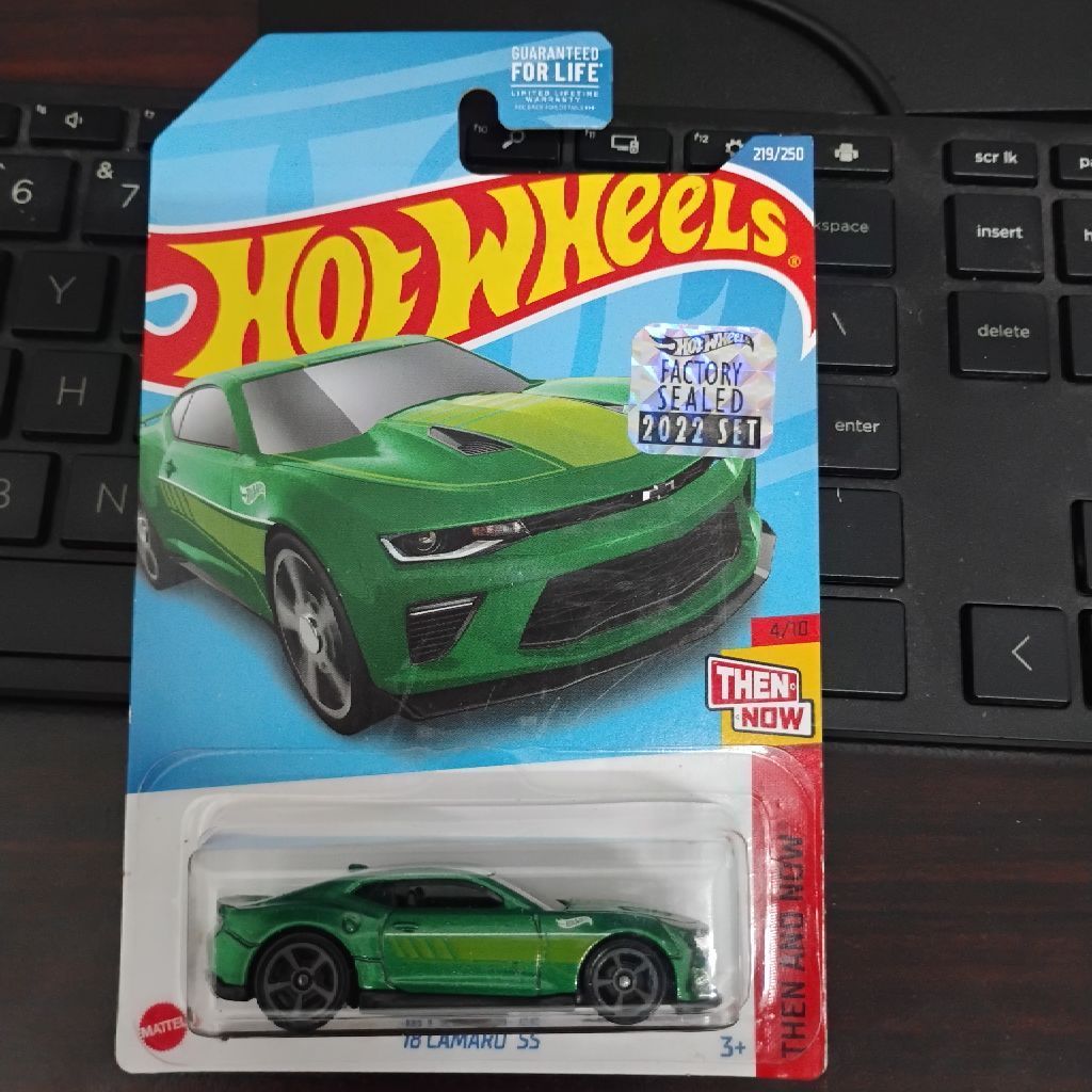 HW 18 Camaro SS Hijau Green