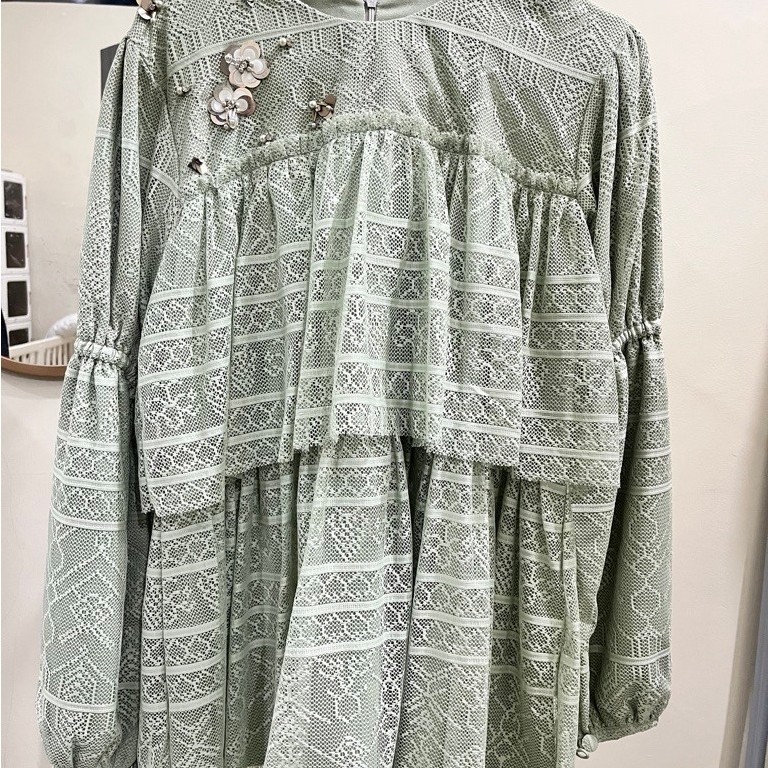 PRELOVED - EDMORE id - MISSY BLOUSE - ETHNIC PATTERN SAGE - BAJU WISUDA - KONDANGAN - LAMARAN - TUNI