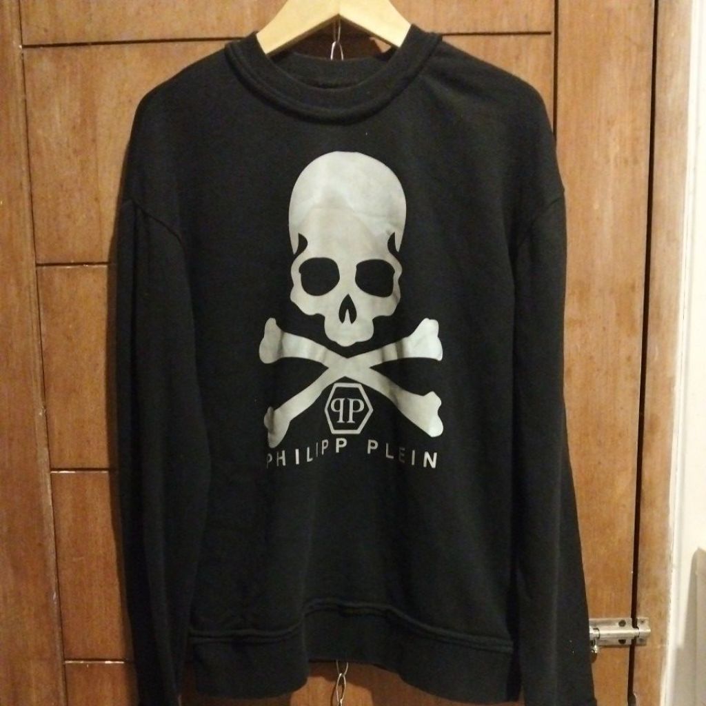 CREWNECK Philipp Plein  Hitam  (C 082)