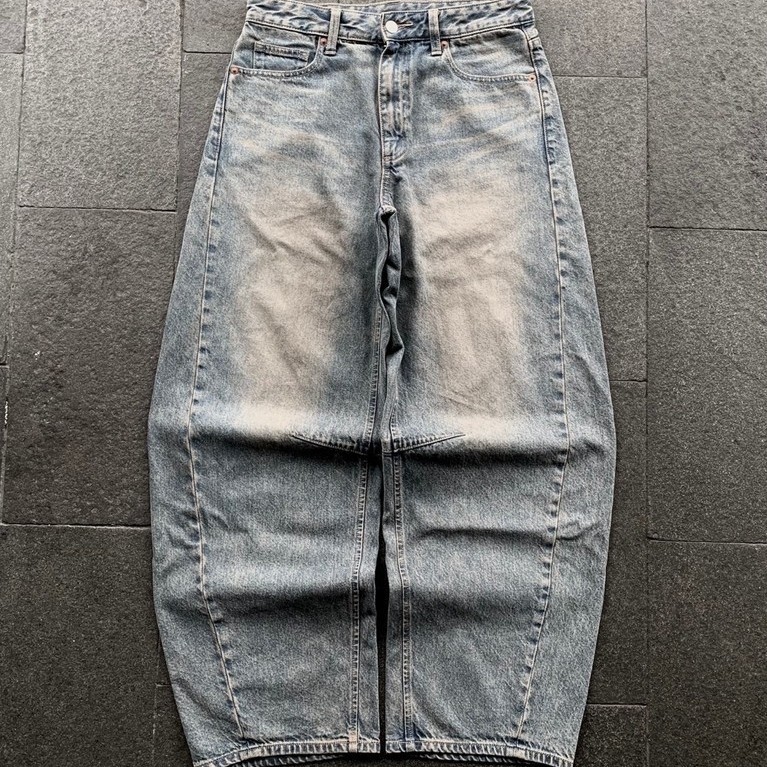 GU BARREL BAGGY JEANS