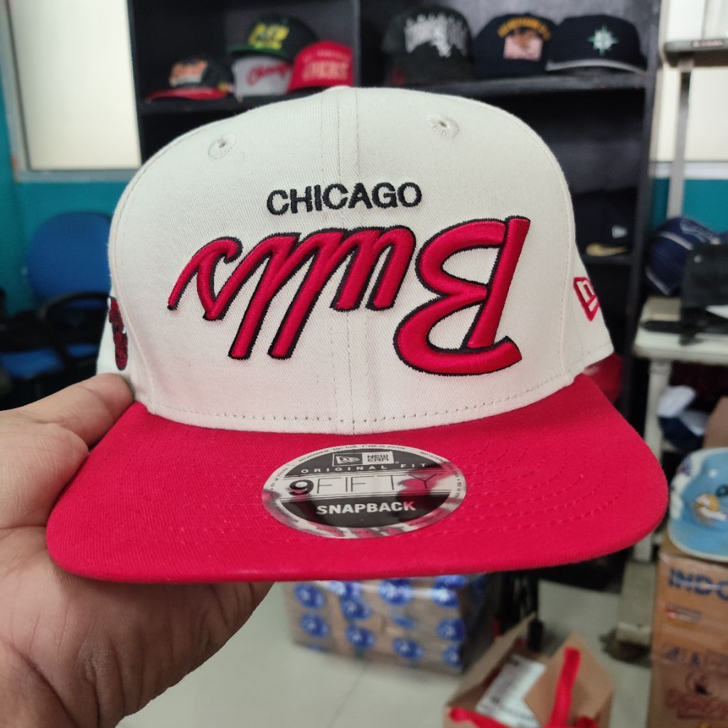 Topi Newera Chicago Bulls 950 PVC Upside Down Script