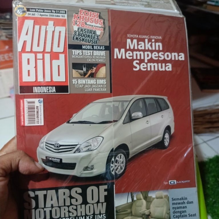 Majalah Auto Bild Toyota Kijang innova