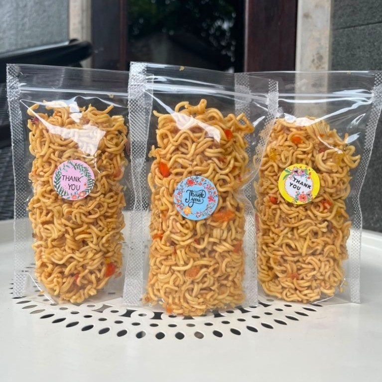Snack Mie Kering Kremes Pedas Gurih Jajanan Jadul Jaman SD