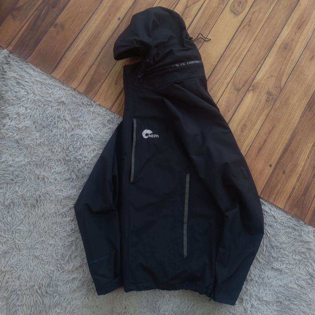 Jaket Outdoor Nepa Xvent Evolution Gorpcore Waterrepellent NOT goretex blocktech running sports ligh