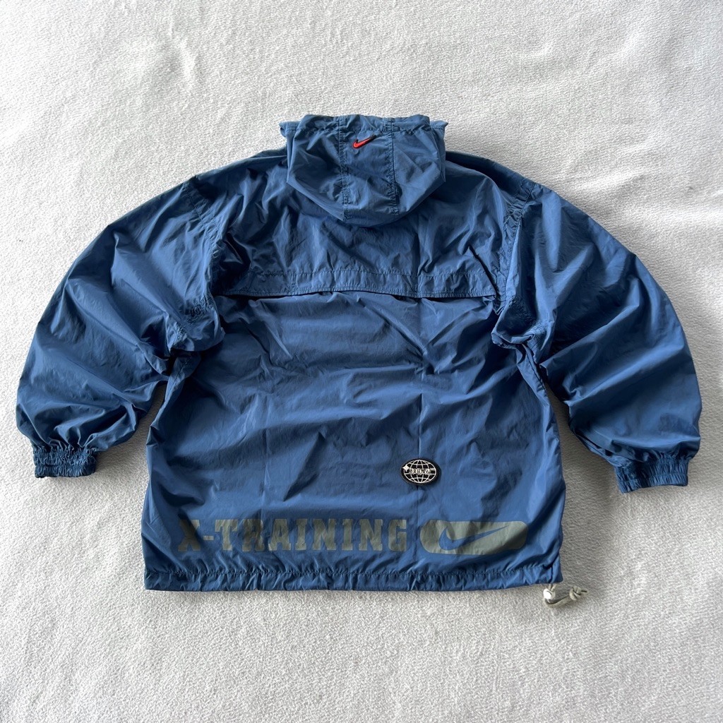 Vintage 90s NIKE Xtraining Windbreaker (Oversize Cut)