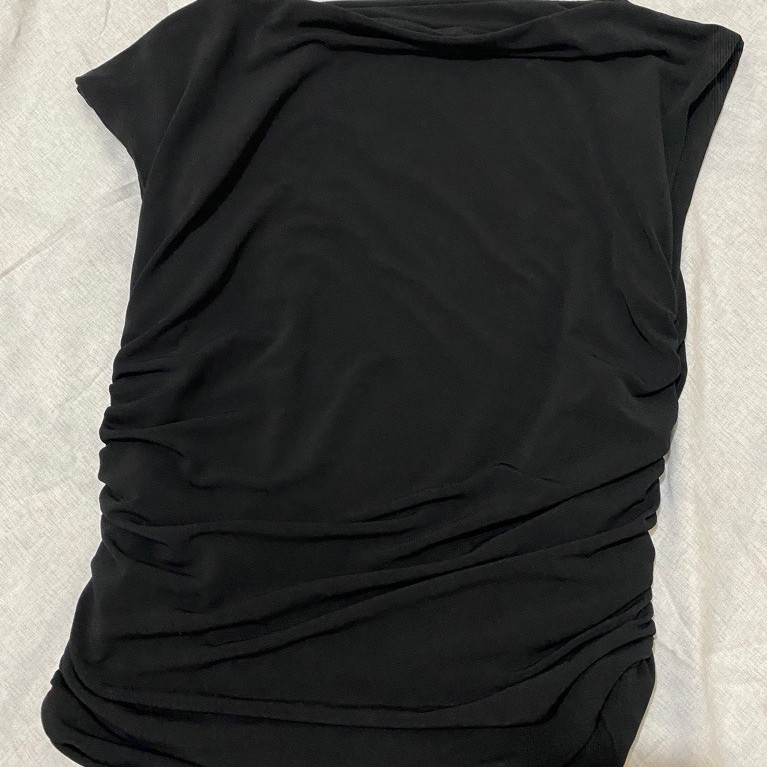 PRELOVED EVERTOPS BLACK TOP