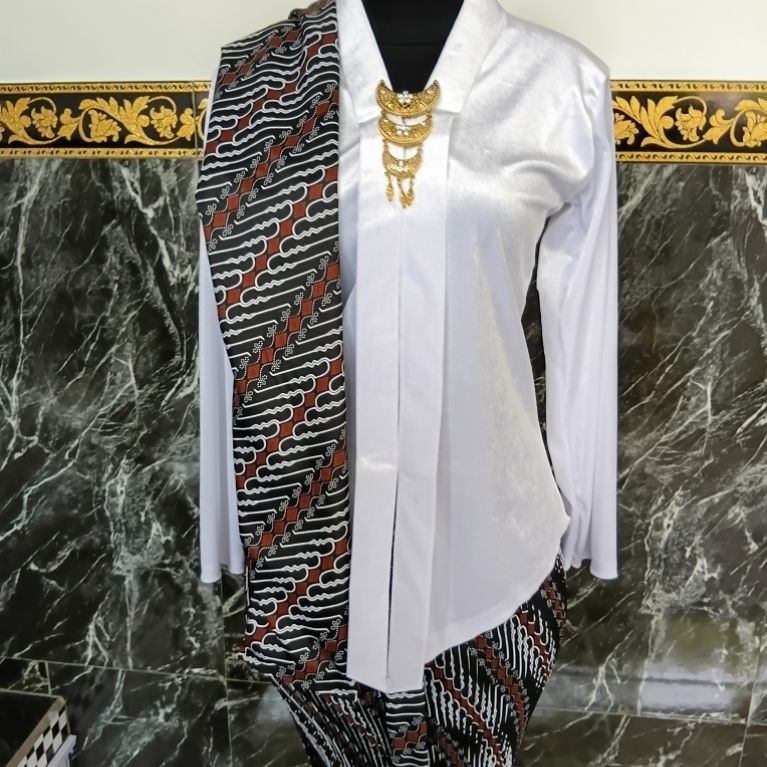 SET BATIK PAARANG HITAM DAN KEBAYA BELUDRU KARTINI FREE SLENDANG