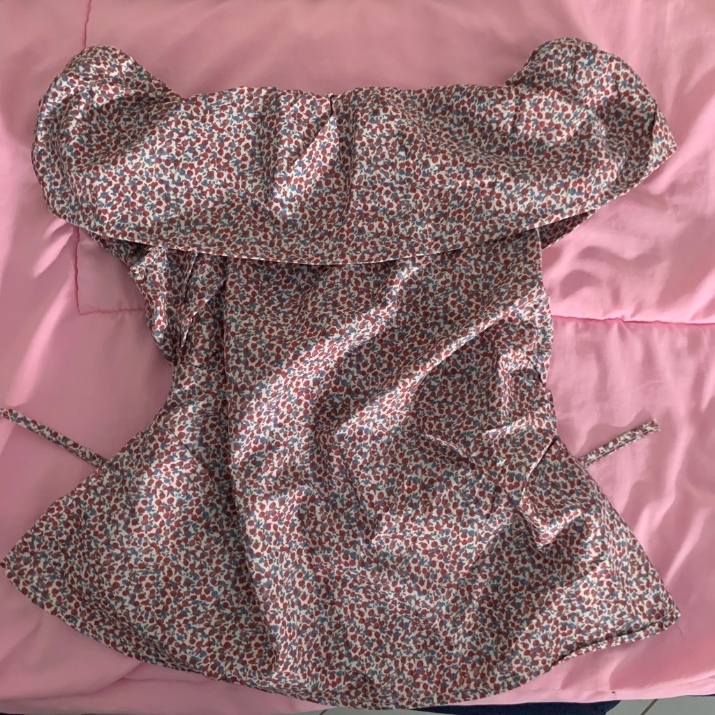 blouse sabrina motif bunga|blouse korea musimpanas