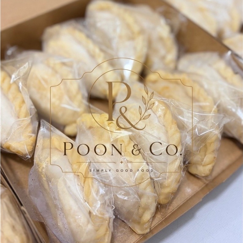 Curry Puff (1/2 matang atau Frozen)