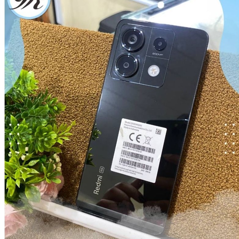 Redmi Note 13 Pro 5G 8/256Gb second bergaransi