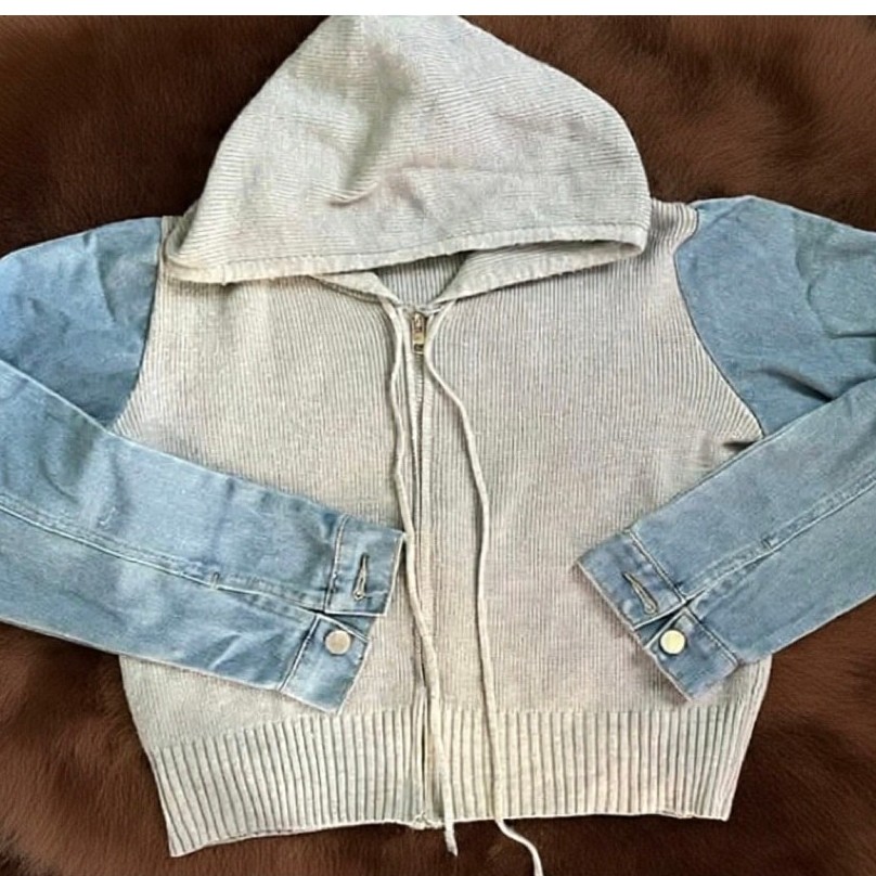 Preloved Jacket Rajut Jeans Wanita Warna Abu