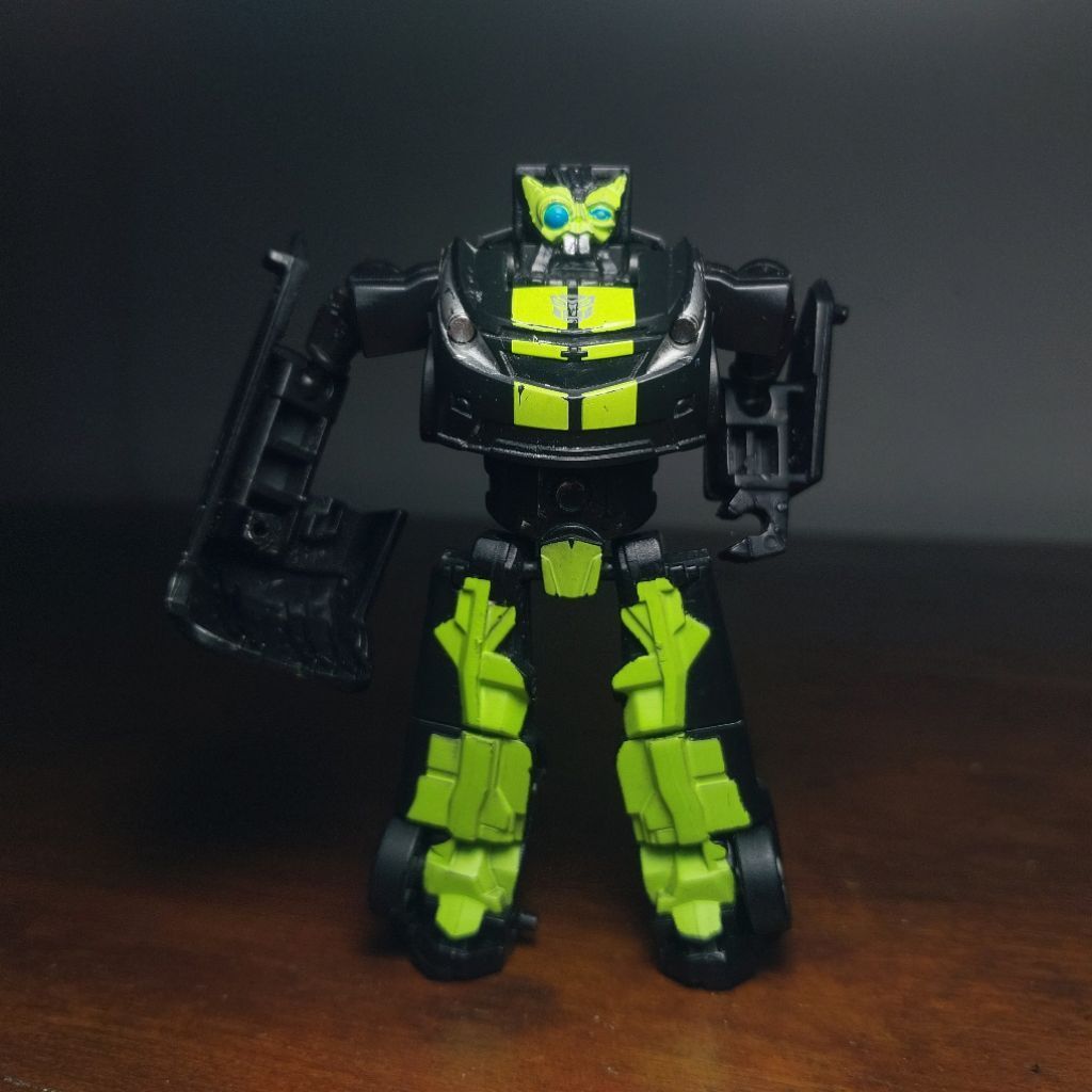 Skids Transformers Dark of the moon cyberverse legion class