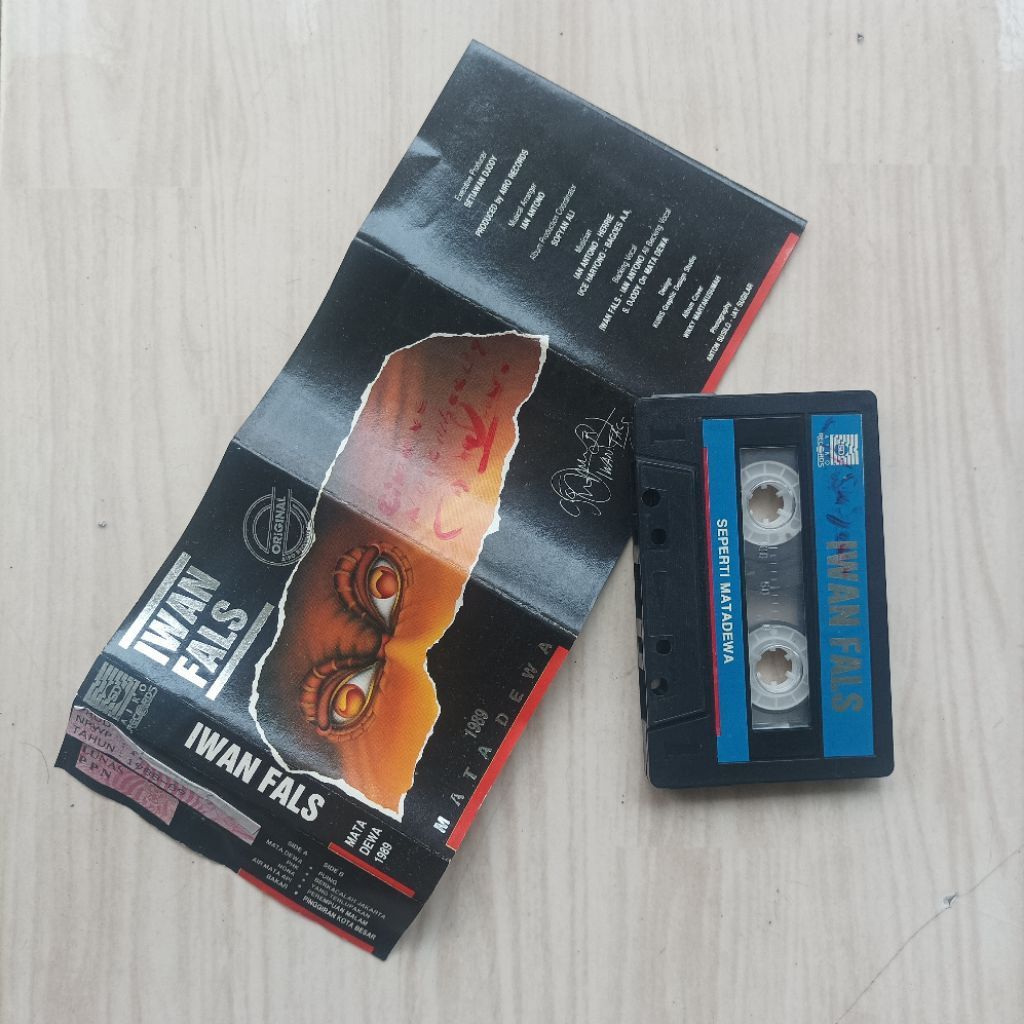 Original Rare Kaset Pita Tape Musik Iwan Fals Album Mata Dewa
