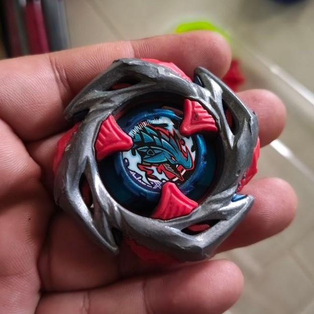beyblade x Blade impact drake takara tomy