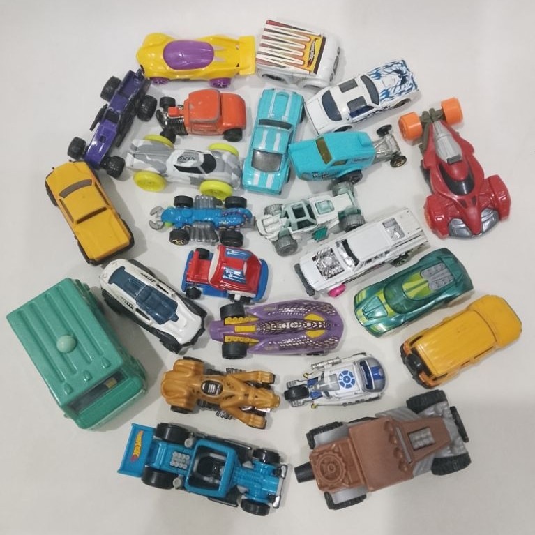 borongan mobilan hotwheels