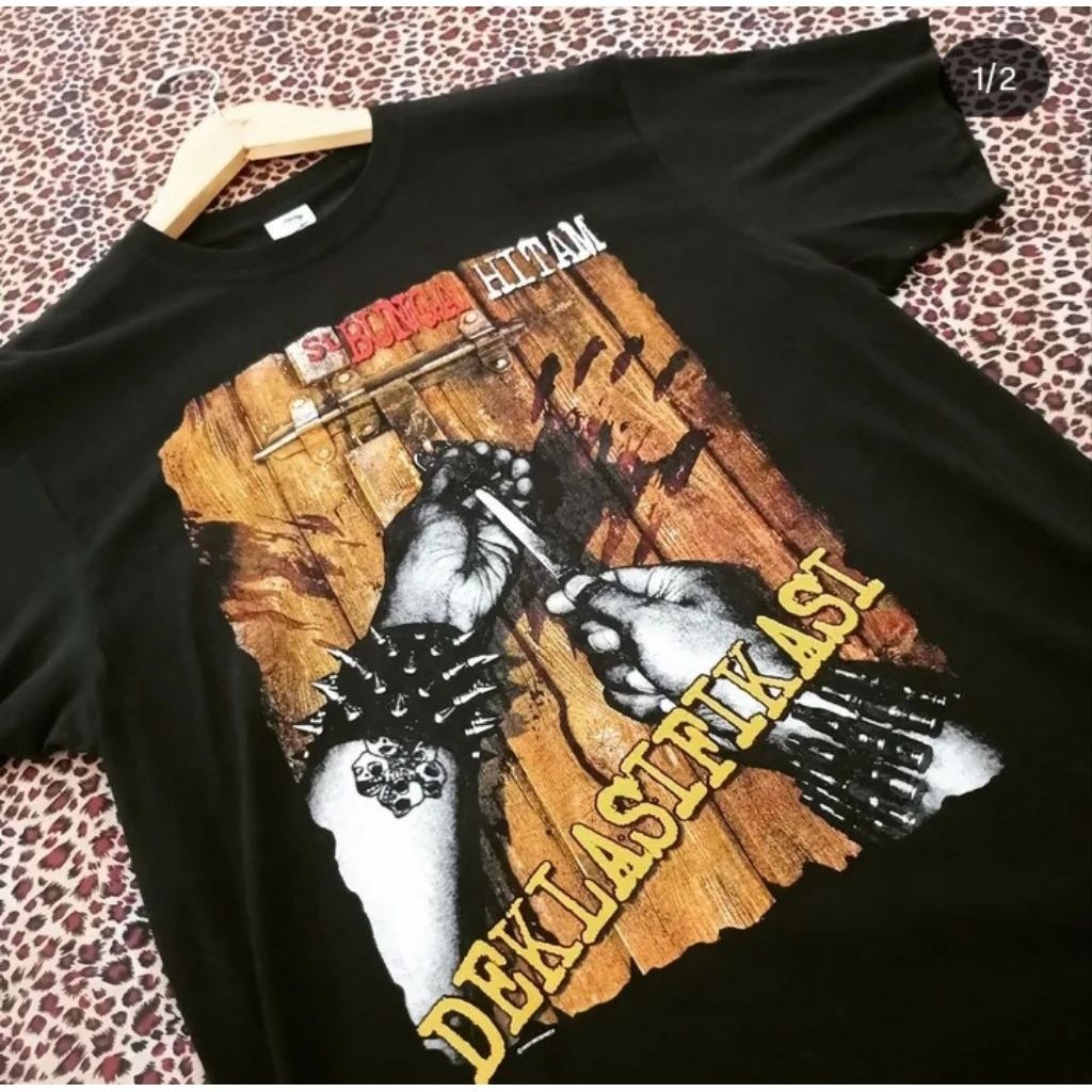 kaos si bunga hitam