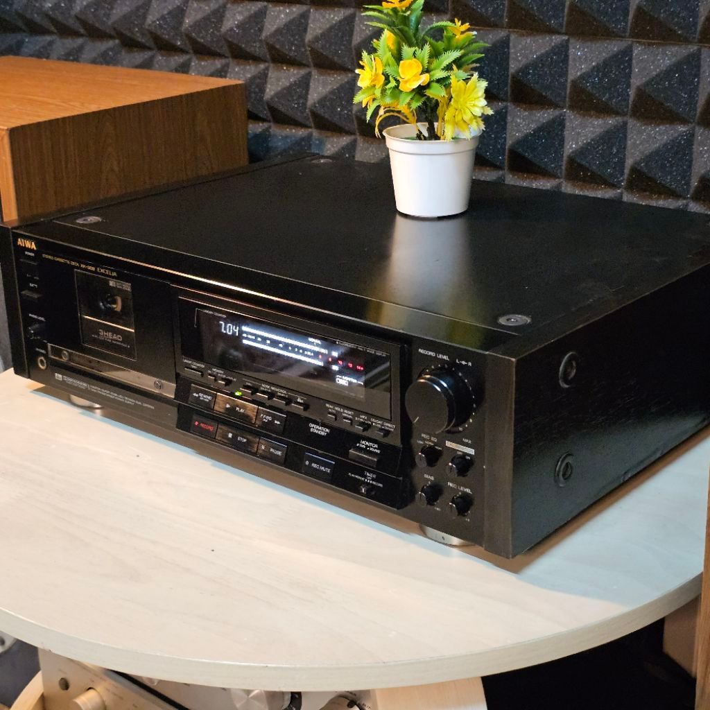 AIWA EXCELIA XK-009 Three Head Stereo Cassette Player Tape deck pemutar kaset pita