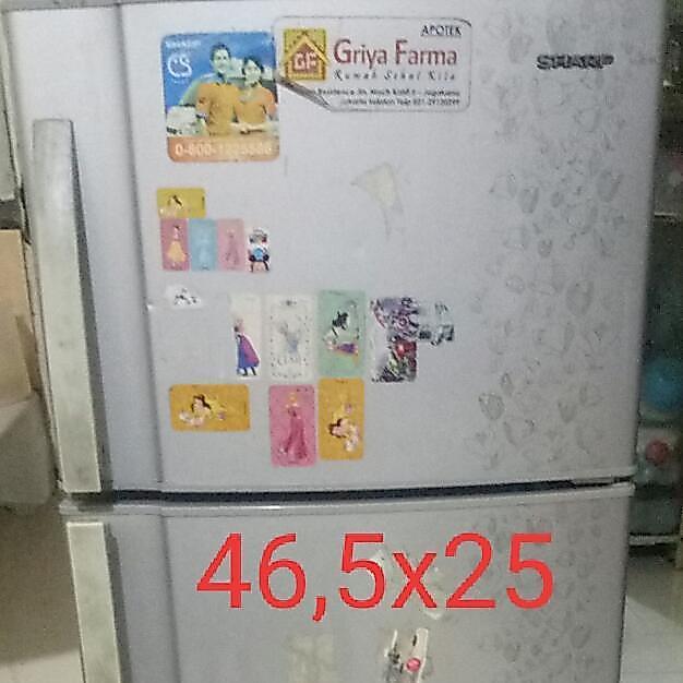 RAK KACA KULKAS LEMARI ES SHARP