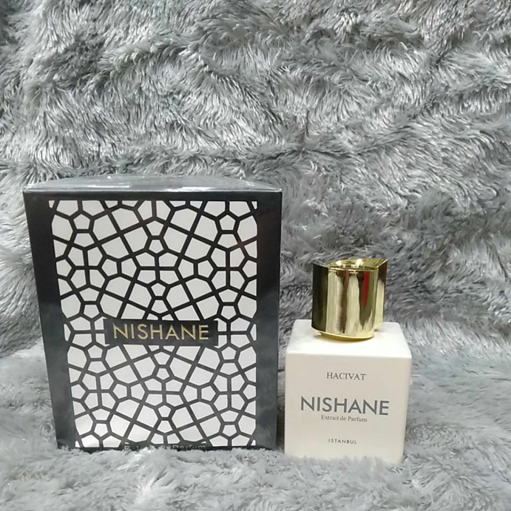 Parfum NISHANE Hacivat Extrait de Parfum Istanbul botol putih tutup emas