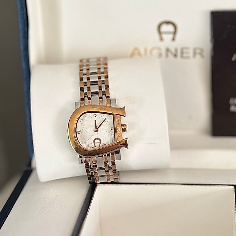 Jam Tangan Aigner Women A1800 Water Resistant
