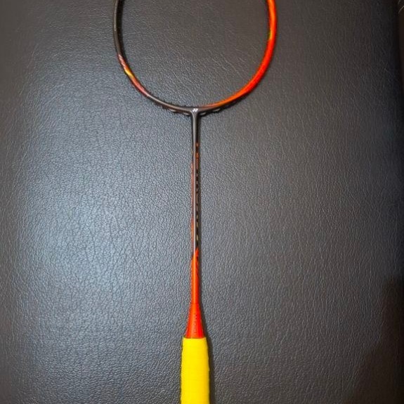 Raket yonex astrox 77 pro Mulus