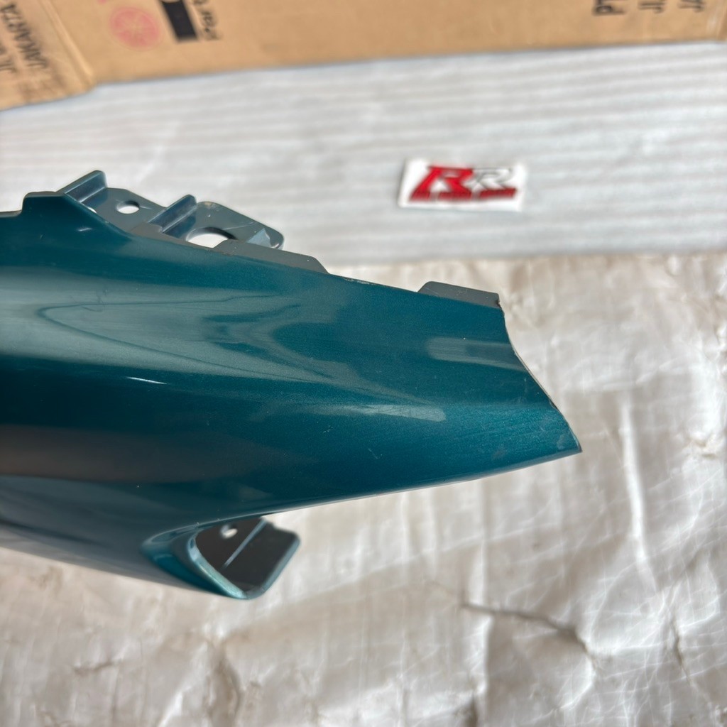 Cover body bodi belakang kiri original ori yamaha vega r lama old hijau caltex 4US MINUS