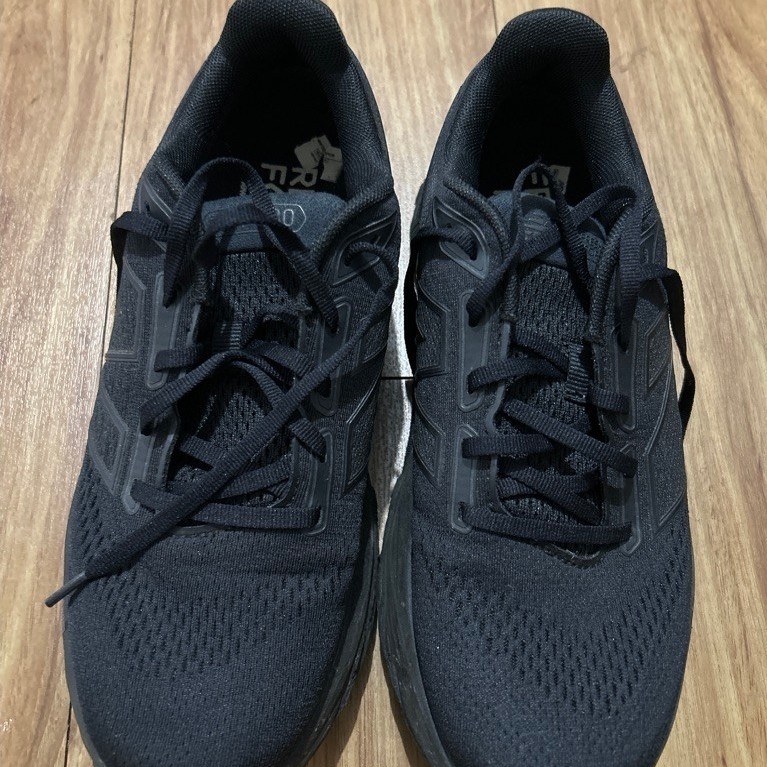 Sepatu lari/jogging/jalan New Balance Fresh Foam X 880 V14