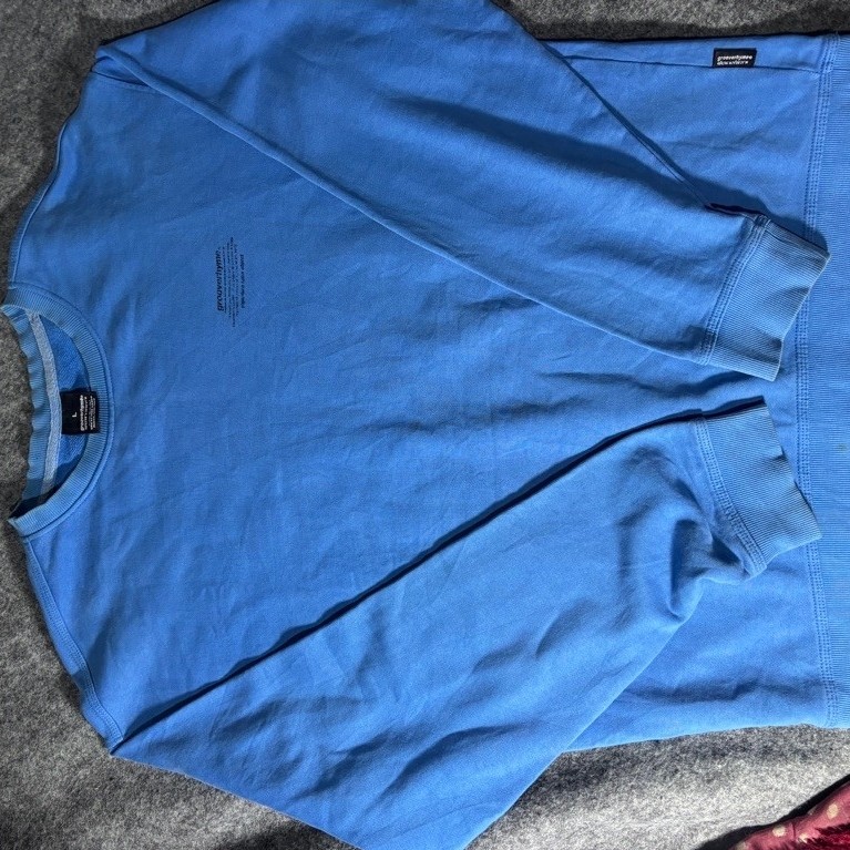 crewneck groverhyme size L