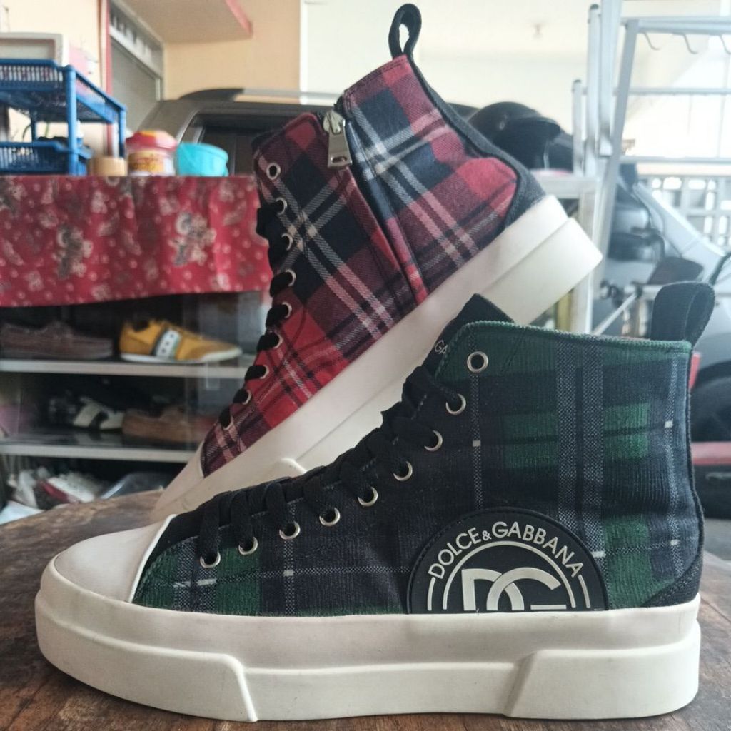 sepatu Dolce Gabbana size 43