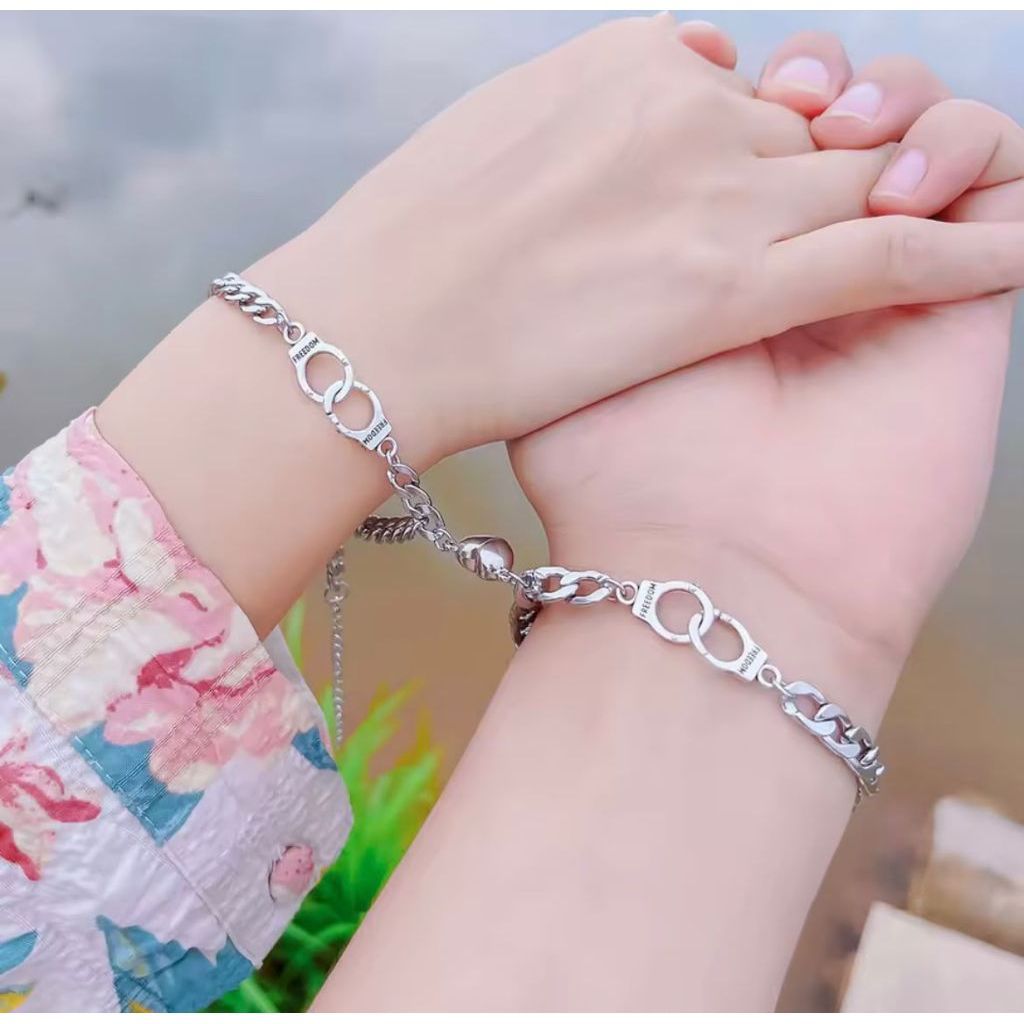 2 pcs / set gelang borgol magnet cinta titanium stainless steel berkualitas tinggi yang menarik untu